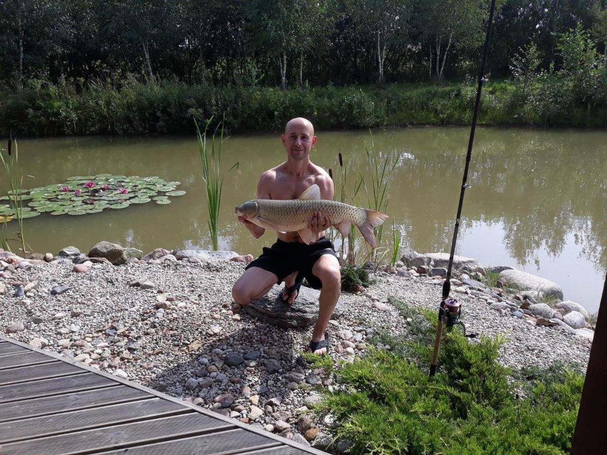 Villa Akmeninis Bebras Zemaiteliai Esterno foto